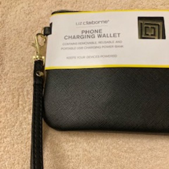 NWT - Liz Claiborne Universal Phone Charging Wallet/Wristlet For iPhone/Android - Picture 9 of 12